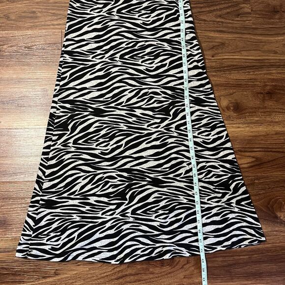 DG Zebra Print Midi Dress Black/White Junior Womens Size Medium Flowy Loose Fit - Picture 4 of 7